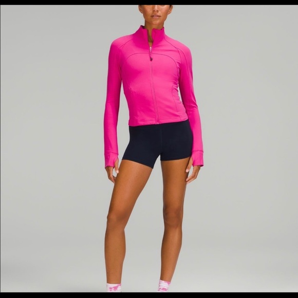 Lululemon Nulu Cropped Define Jacket - Picture 5 of 7